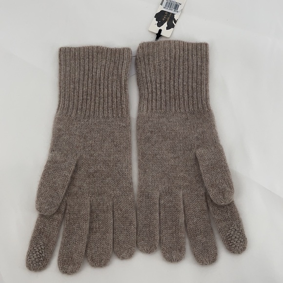 Halogen NWT 100% Cashmere Gloves, Beanie, and Scarf Beige Combo Bundle - Picture 4 of 7